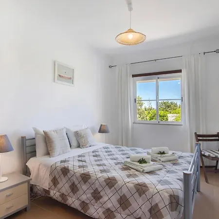 Alto Do Perogil Pool Willa