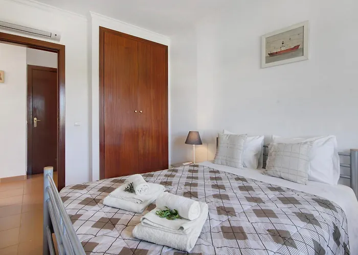 别墅 Alto Do Perogil Pool *