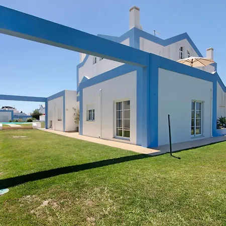 Villa Alto Do Perogil Pool